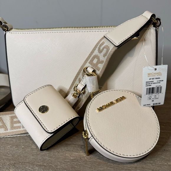 Michael Kors Jet Set Travel | New with Tags - Picture 6 of 10